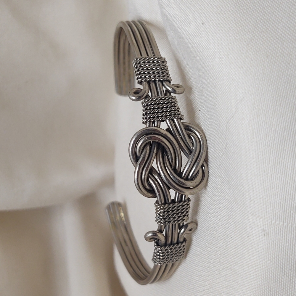 Celtic not metal bracelet